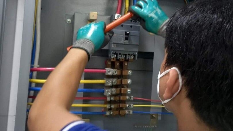 Fast 24-hour blackout repair service for homes and businesses